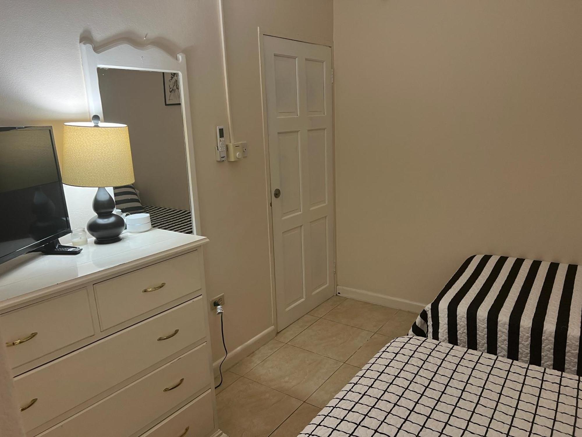 Pampered In Paradise Near Ian Fleming Airport Ocj Apartment